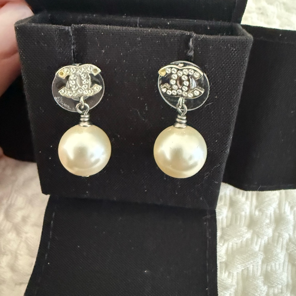 CHANEL Pearl Drop Earrings with Crystal CC Studs - Cream and Silver